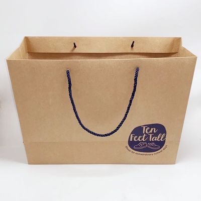 お買い得 ナイロン ロープが付いているリサイクルされたクラフトの紙袋の習慣によって印刷されるペーパー ギフト袋 オンライン