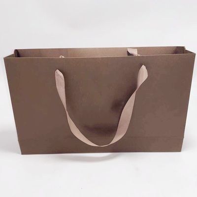 お買い得 上限のクラフト紙の袋によって印刷されるリボンのハンドル袋はギフト31.5 x 6.4 x 19cmを運びます オンライン